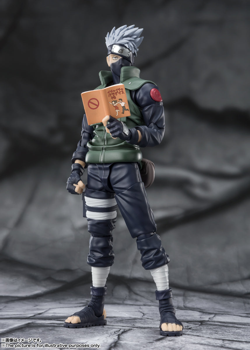 S.H.Figuarts HATAKE KAKASHI -The famed Sharingan Hero-
